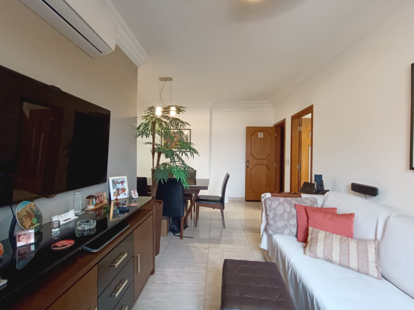Imagem Apartamento com 2 Quartos à Venda, 91 m²em Macuco - Santos