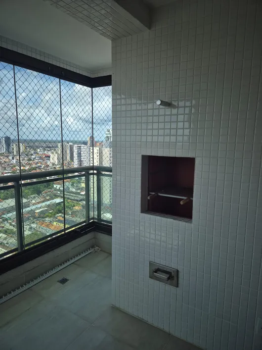 Imagem Apartamento com 3 Quartos à Venda, 166 m²em Umarizal - Belém