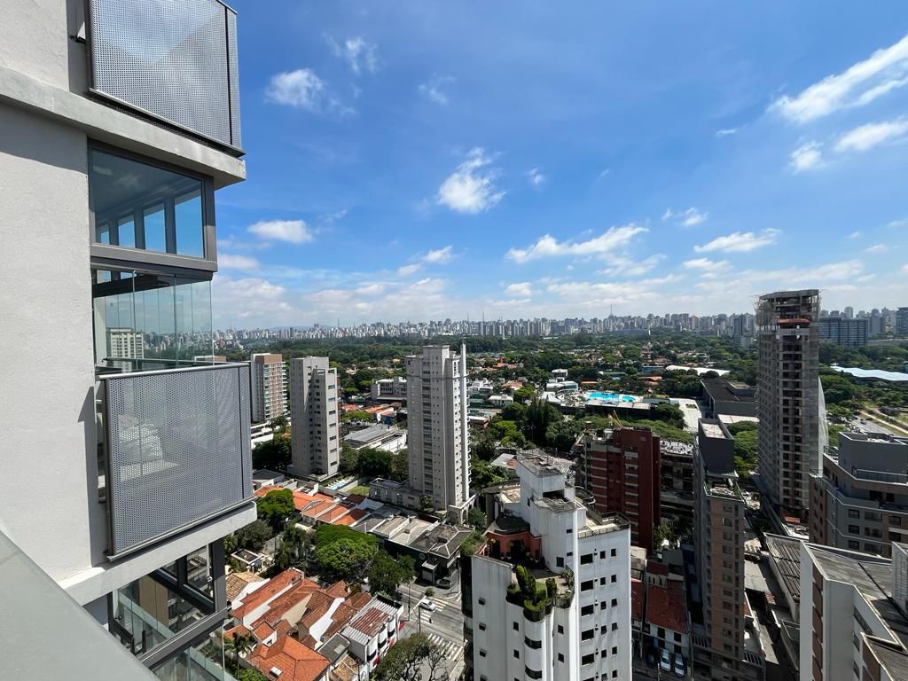Imagem Apartamento com 1 Quarto para Alugar, 40 m²em Moema - São Paulo