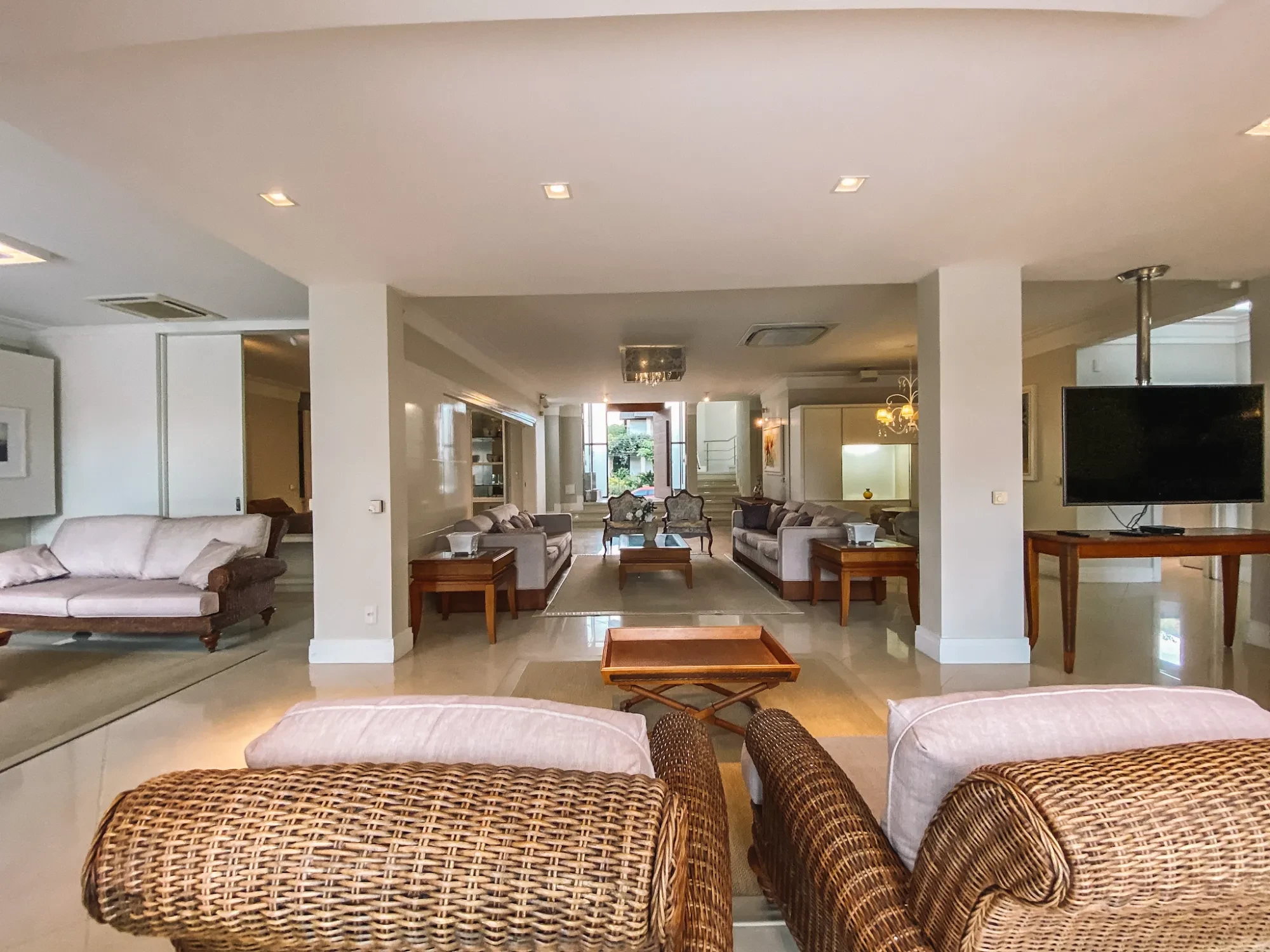 Imagem Casa com 5 Quartos à Venda, 950 m² em Jurerê Internacional - Florianópolis