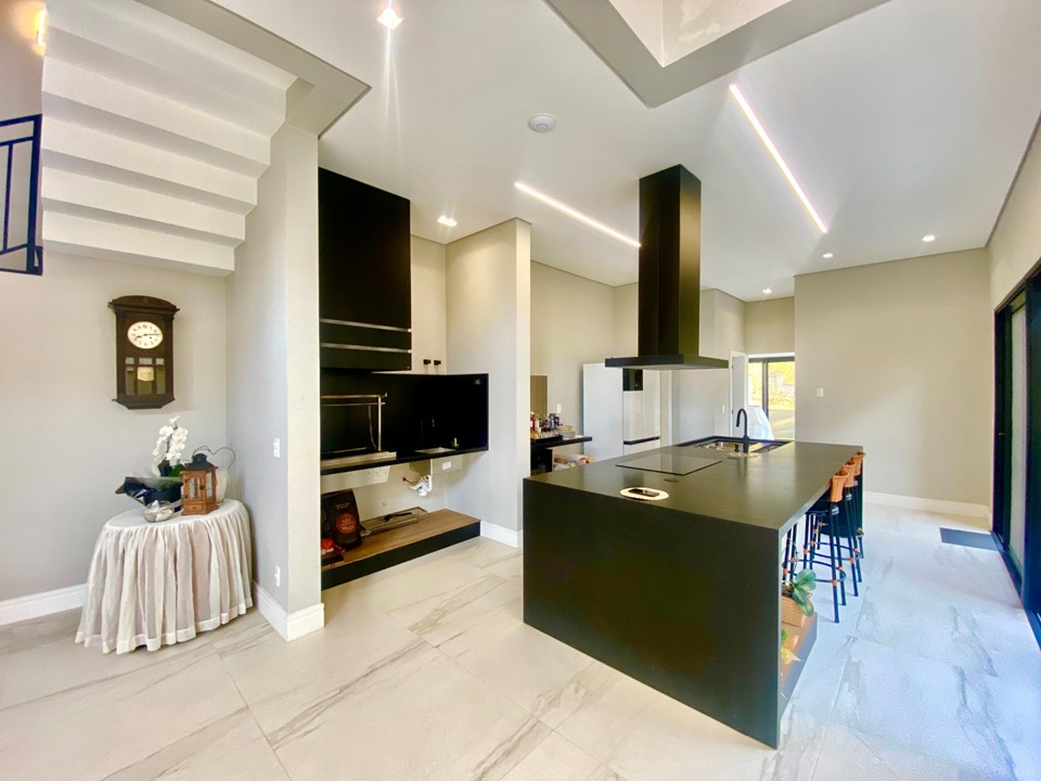 Imagem Casa de Condomínio com 3 Quartos à Venda, 380 m² em Jardim Novo Mundo - Jundiaí