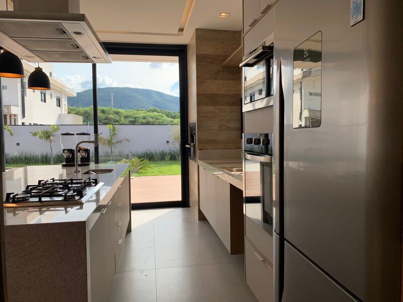 Imagem Casa de Condomínio com 4 Quartos à Venda, 265 m²em Jardim Novo Mundo - Jundiaí
