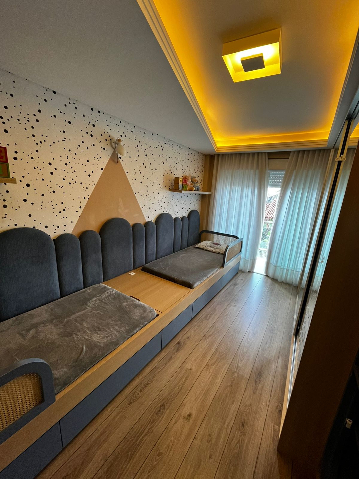 Imagem Casa com 3 Quartos à Venda, 265 m²em Abranches - Curitiba