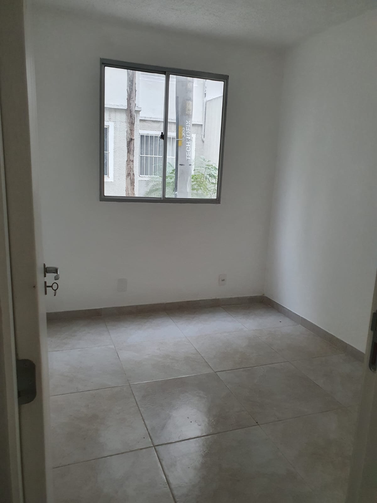Imagem Apartamento com 2 Quartos para Alugar, 45 m²em Tomás Coelho - Rio de Janeiro
