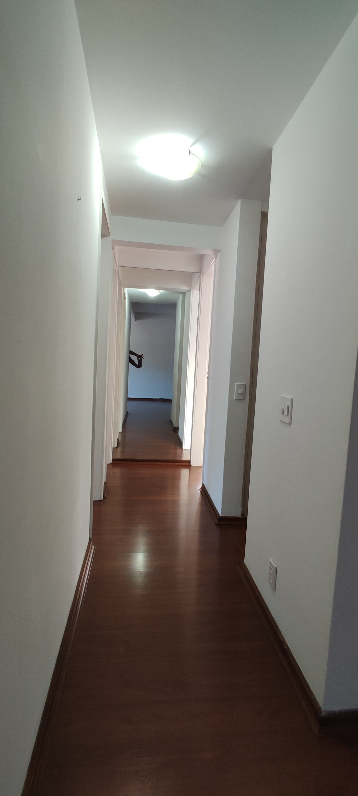 Imagem Apartamento com 3 Quartos à Venda, 118 m²em Laranjeiras - Rio de Janeiro
