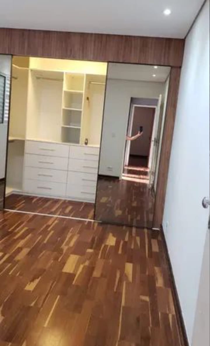 Imagem Casa com 2 Quartos à Venda, 205 m²em Jardim Catanduva - São Paulo
