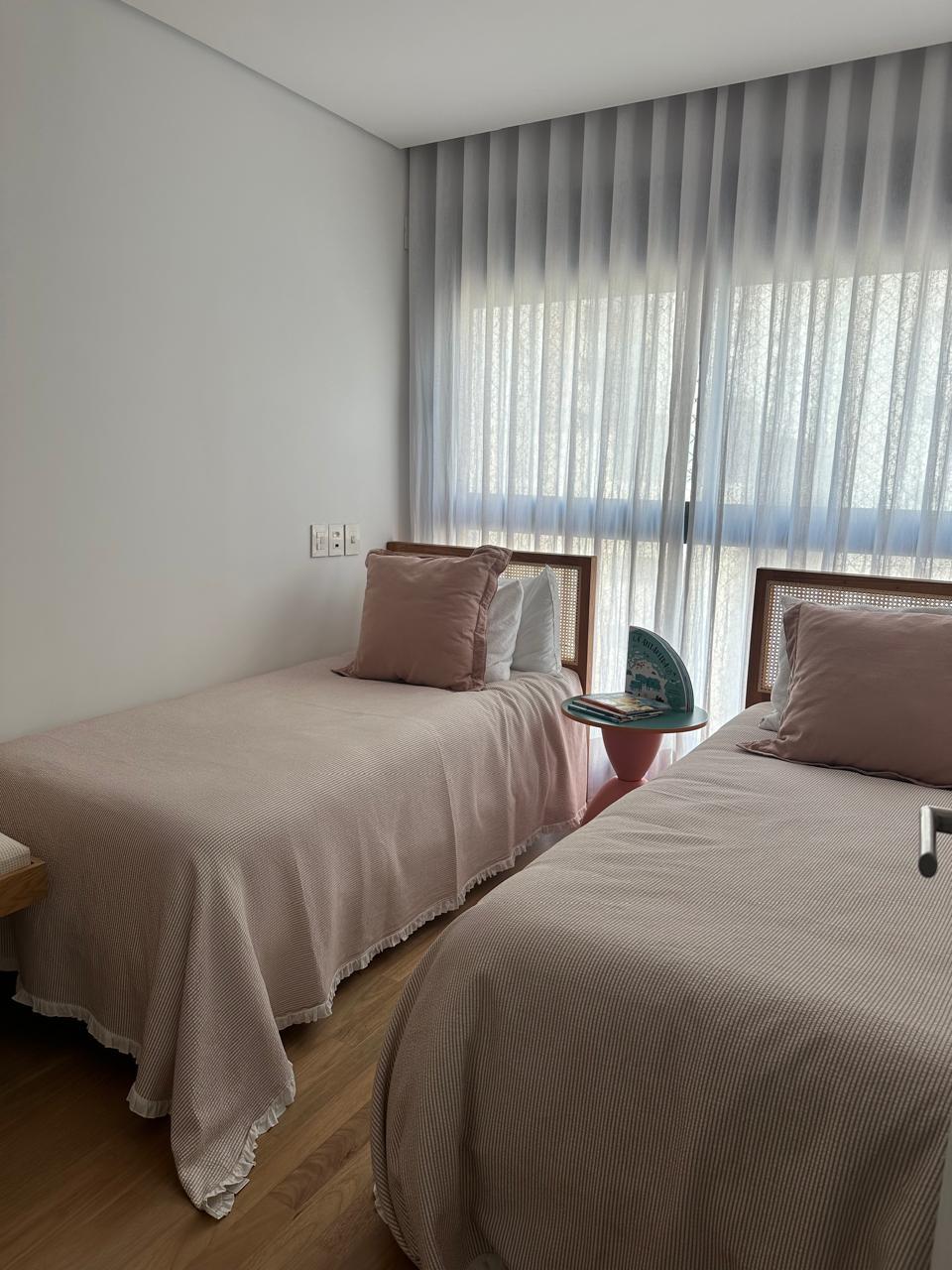 Imagem Apartamento com 3 Quartos à Venda, 176 m²em Cerqueira César - São Paulo