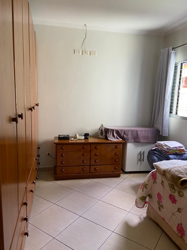 Imagem Sobrado com 3 Quartos à Venda, 166 m²em Jardim Rina - Santo André
