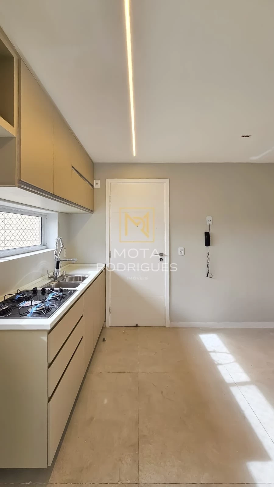 Foto do imóvel: Apartamento com 3 Quartos à Venda, 142 m² em Fátima - Fortaleza