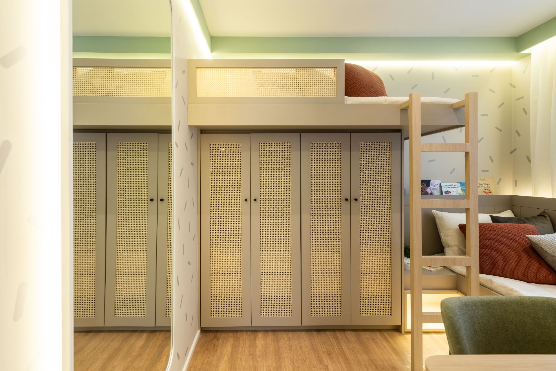 Imagem Apartamento com 3 Quartos à Venda, 67 m²em Vila Bandeirantes - São Paulo