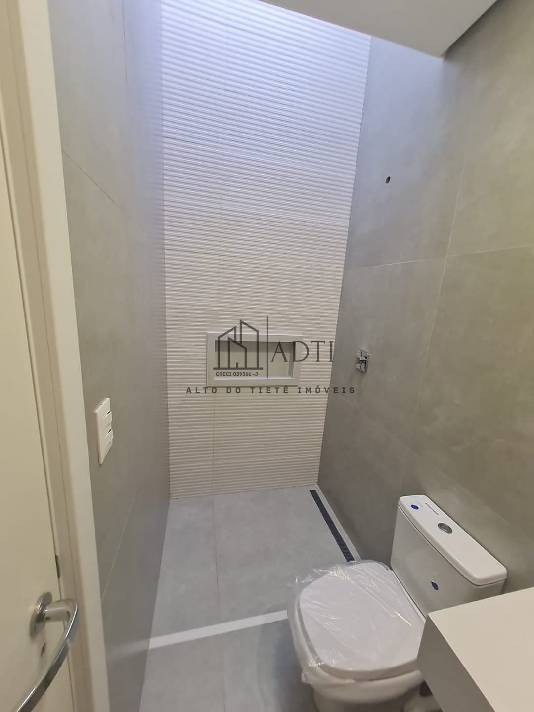 Imagem Casa de Condomínio com 3 Quartos à Venda, 205 m² em Cézar de Souza - Mogi das Cruzes