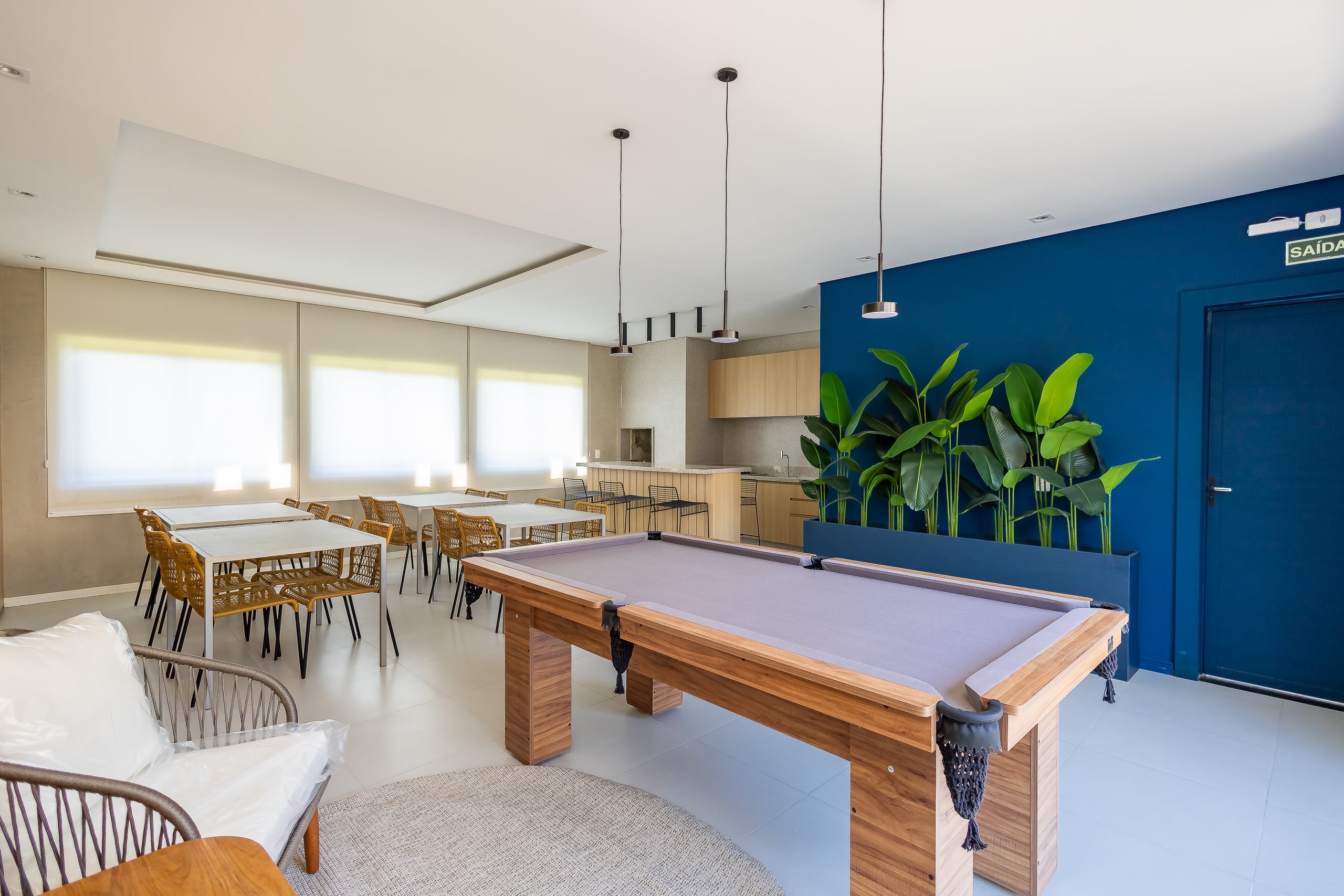 Imagem Apartamento com 2 Quartos à Venda, 48 m²em Balneário Caiobá - Matinhos