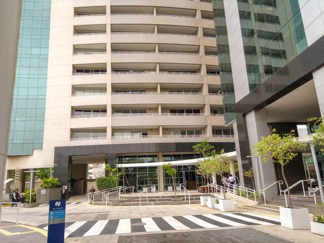 Imagem Sala Comercial à Venda ou Locação, 44 m²em Chácara Santo Antônio (Zona Sul) - São Paulo