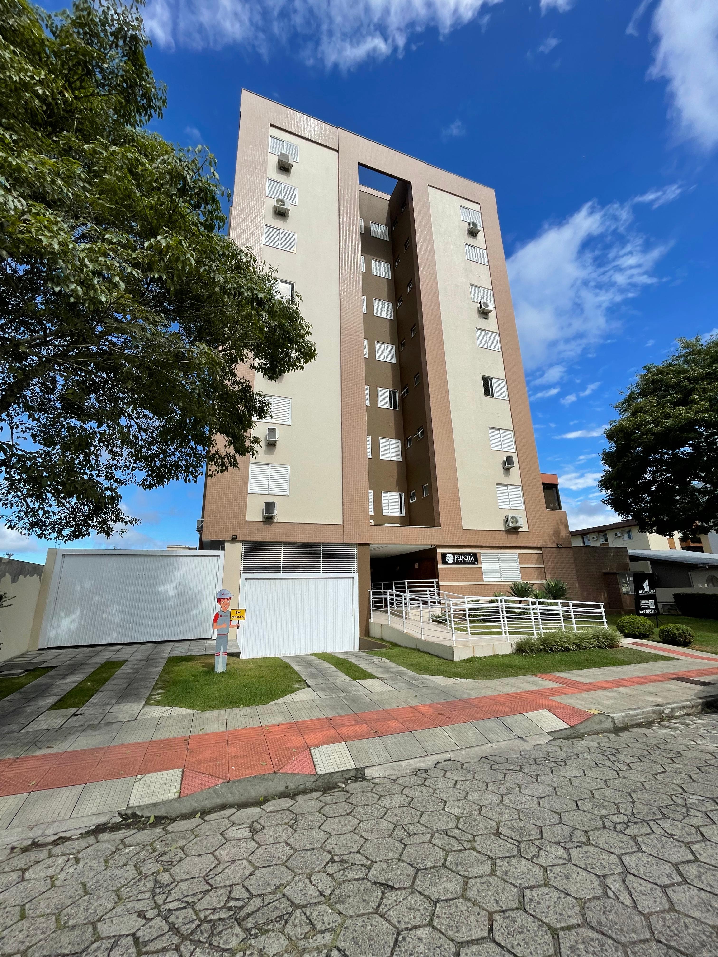 Imagem Apartamento com 2 Quartos à Venda, 72 m² em Santa Bárbara - Criciúma