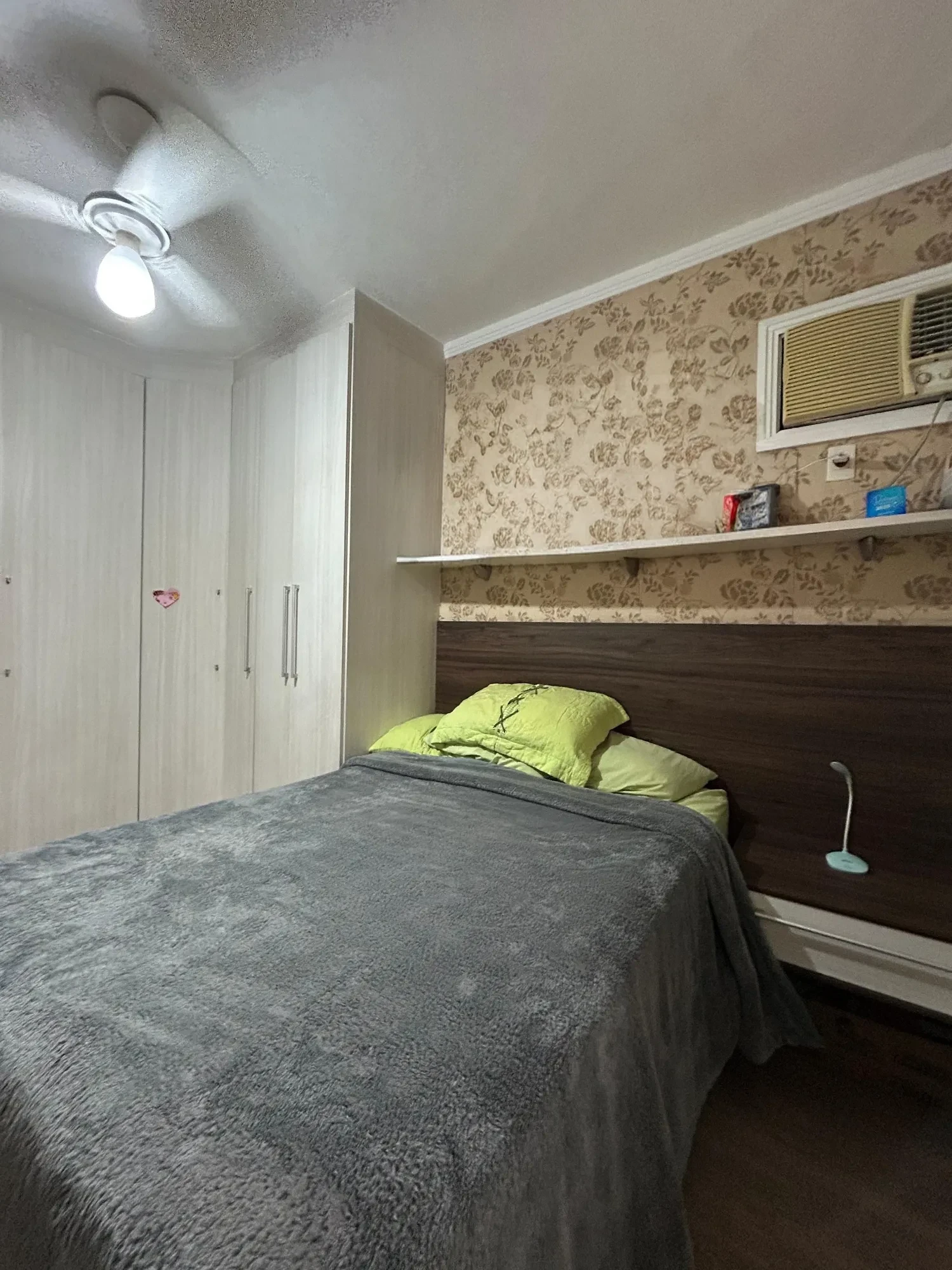 Imagem Apartamento com 2 Quartos à Venda, 60 m² em Aparecida - Santos