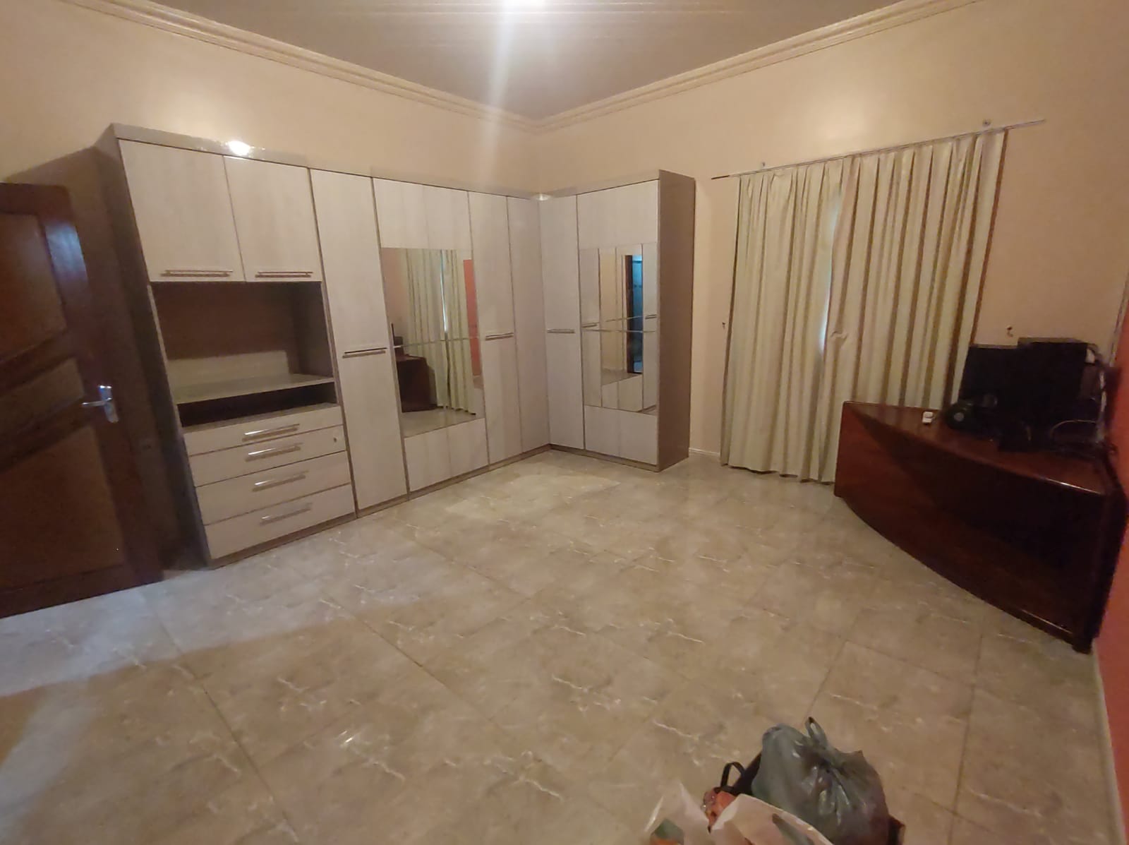 Imagem Casa com 4 Quartos à Venda, 400 m² em Novo Aleixo - Manaus