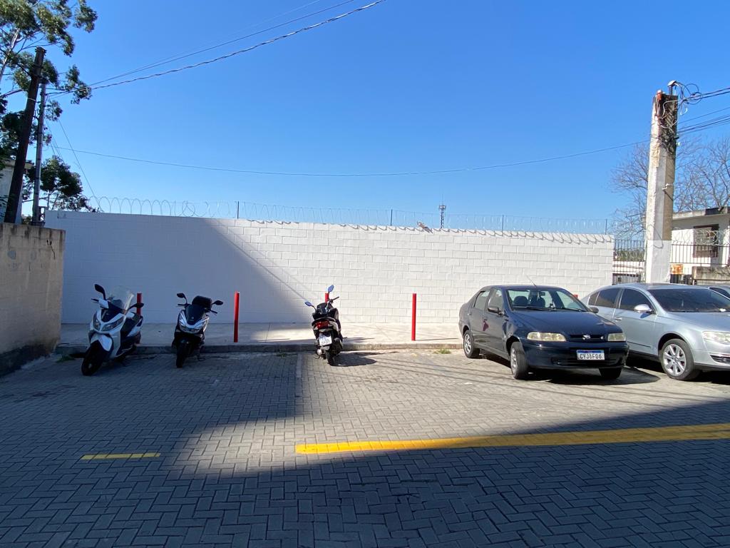 Foto do imóvel: Galpão para Alugar, 1.300 m² em Jardim Henriqueta - Taboão da Serra
