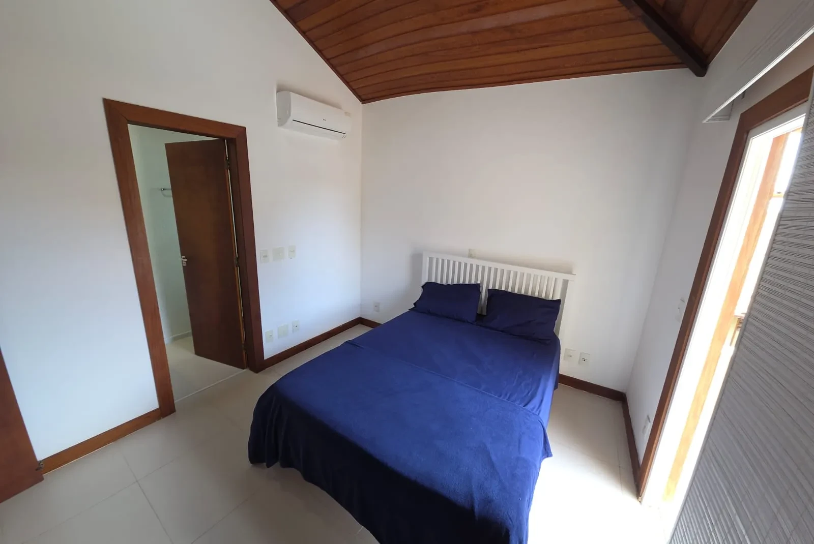 Imagem Casa de Condomínio com 4 Quartos à Venda, 210 m² em Manguinhos - Armação dos Búzios