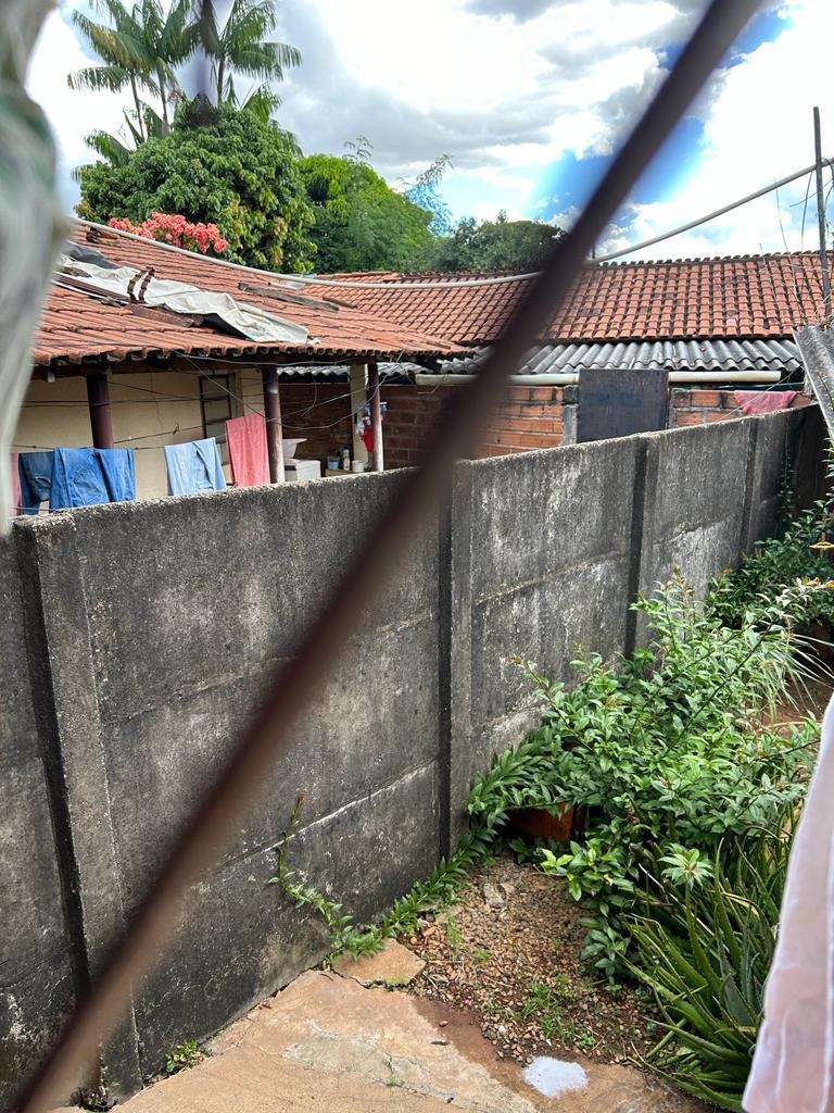 Imagem Casa com 3 Quartos à Venda, 211 m²em Jardim América - Goiânia