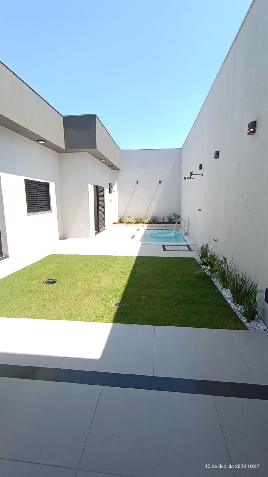 Imagem Casa com 3 Quartos à Venda, 170 m²em Aclimação - Uberlândia