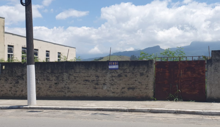 Terreno à Venda, 317 m² em Jardim Paraíso - Cruzeiro