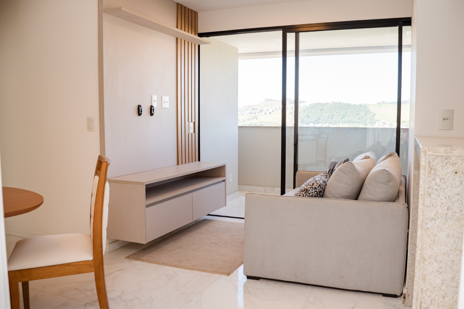 Imagem Apartamento com 3 Quartos à Venda, 70 m² em Granbery - Juiz de Fora