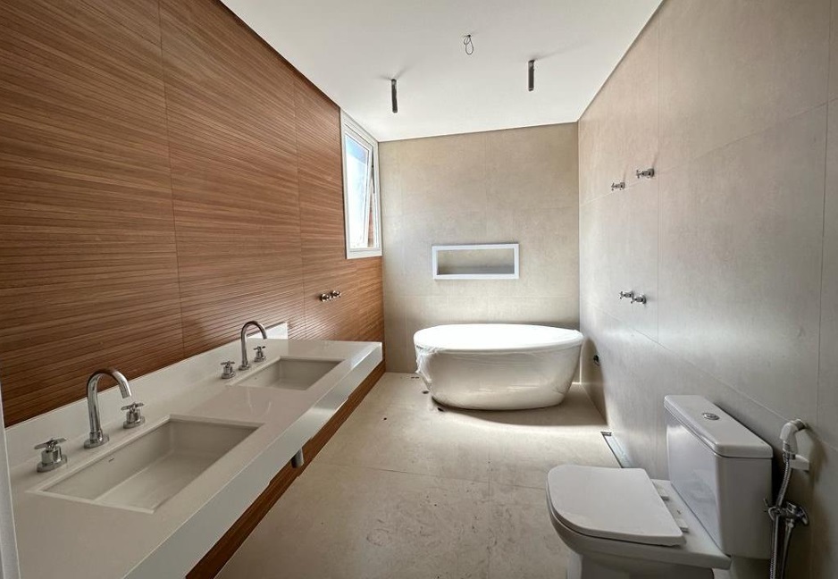 Imagem Casa de Condomínio com 3 Quartos à Venda, 472 m² em Jardim dos Estados - São Paulo