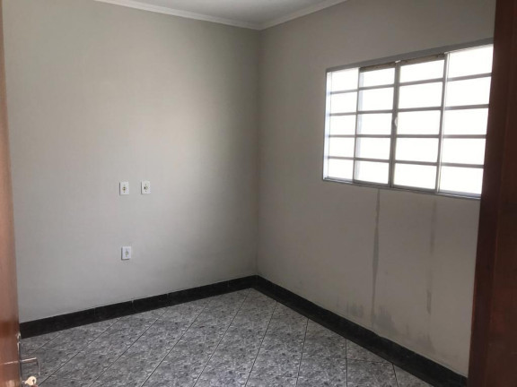 Imagem Casa com 3 Quartos à Venda,  em Presidente - Araçatuba