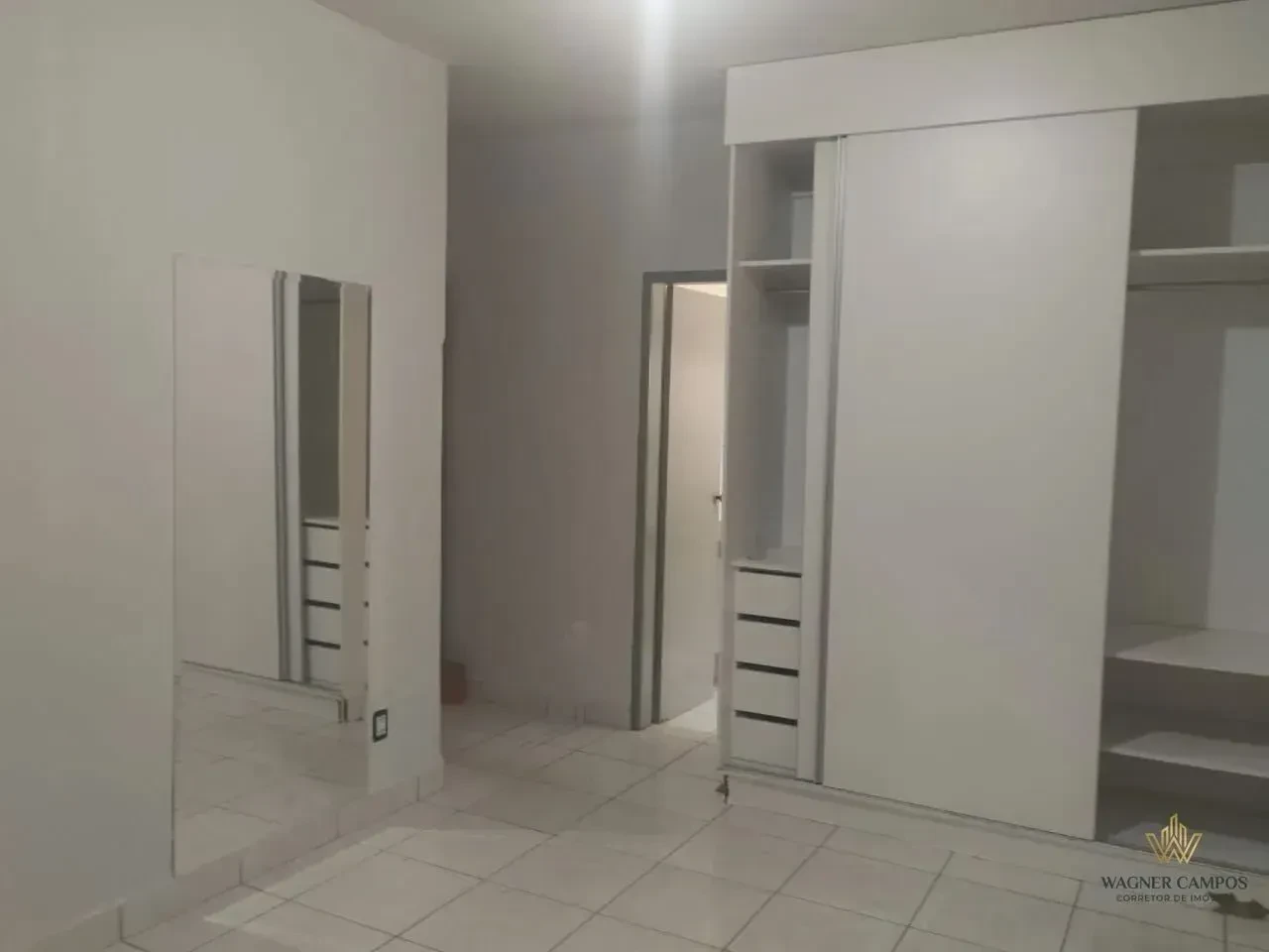 Imagem Casa com 4 Quartos para Alugar, 250 m² em Jardim das Américas - Cuiabá