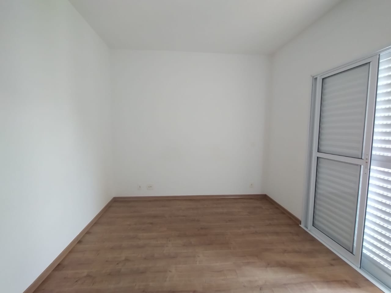 Imagem Casa de Condomínio com 3 Quartos para Alugar, 105 m²em Paisagem Renoir - Cotia