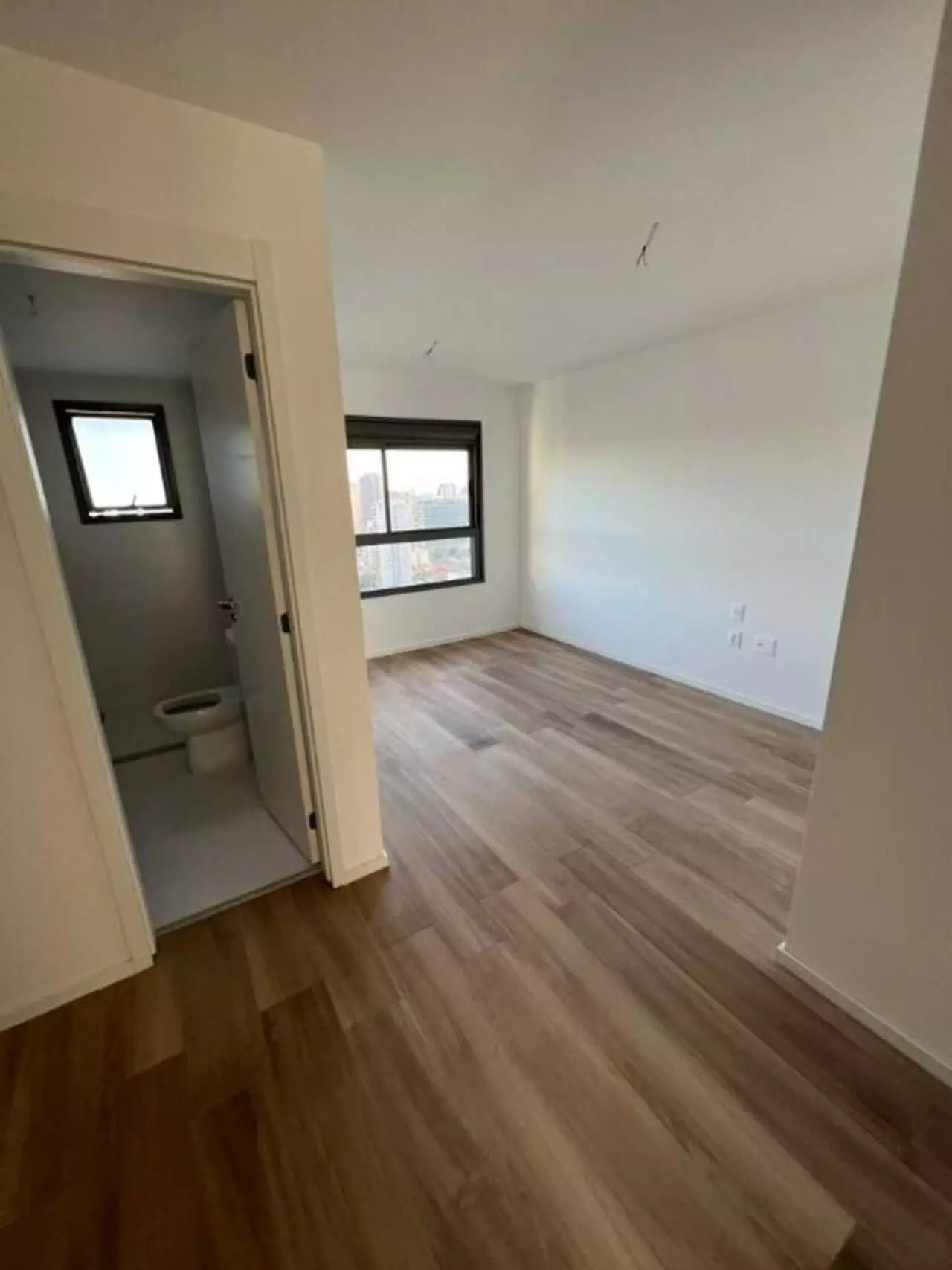 Imagem Apartamento com 3 Quartos à Venda, 143 m²em Campo Belo - São Paulo