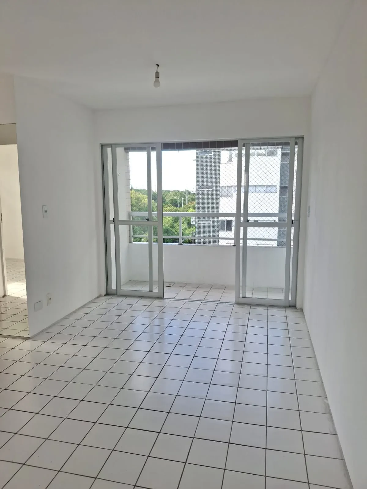 Imagem Apartamento com 2 Quartos para Alugar, 53 m² em Boa Viagem - Recife