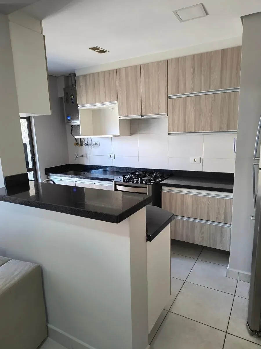 Imagem Apartamento com 2 Quartos à Venda, 59 metros em Capão Raso - Curitiba