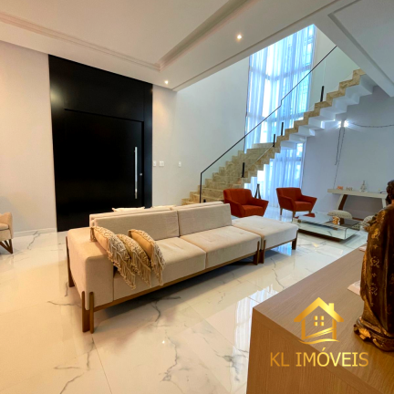 Imagem Casa de Condomínio com 4 Quartos à Venda, 320 m²em Ponta Negra - Manaus