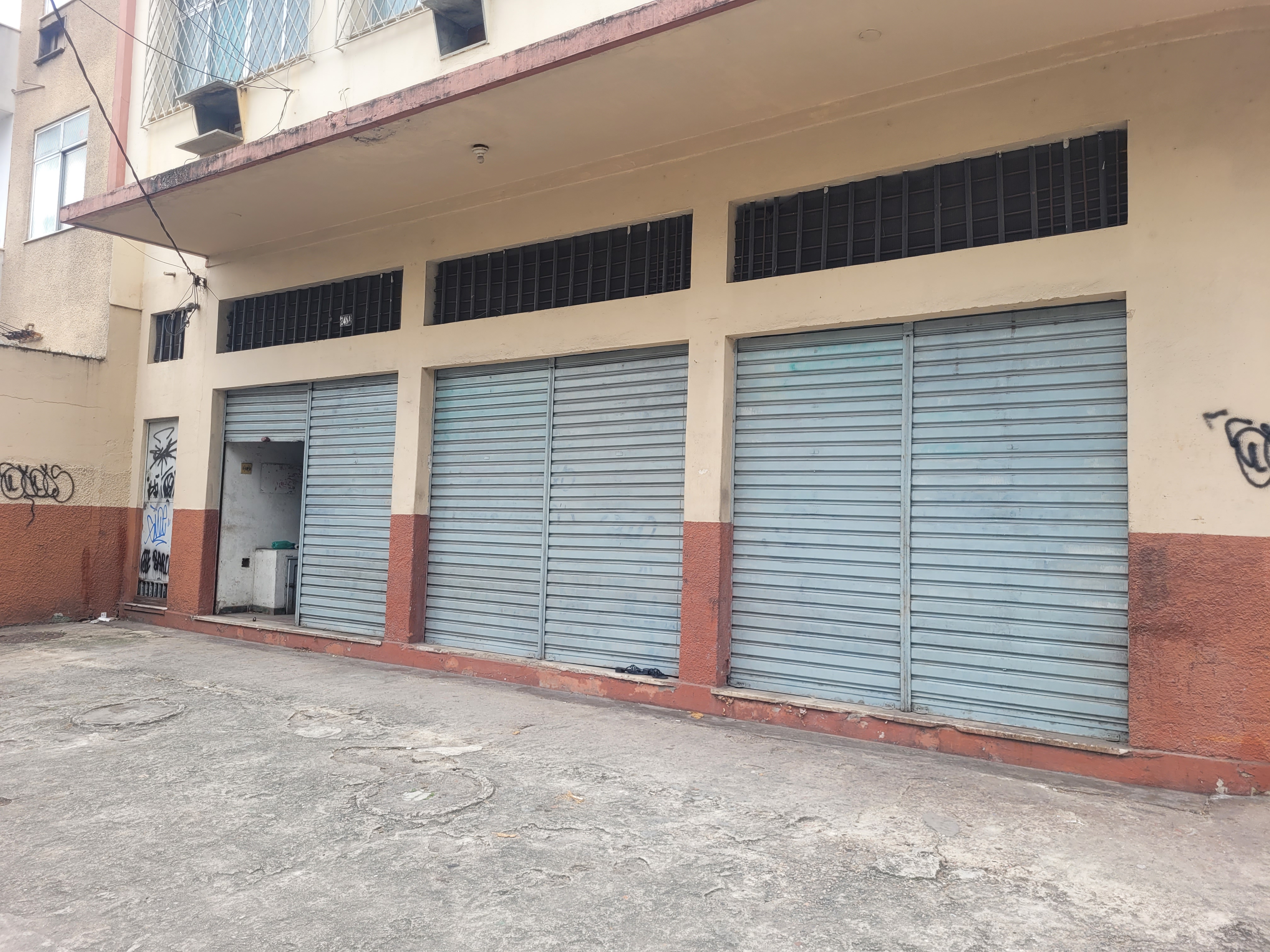 Imagem Loja para Alugar, 90 m² em Taquara - Rio de Janeiro