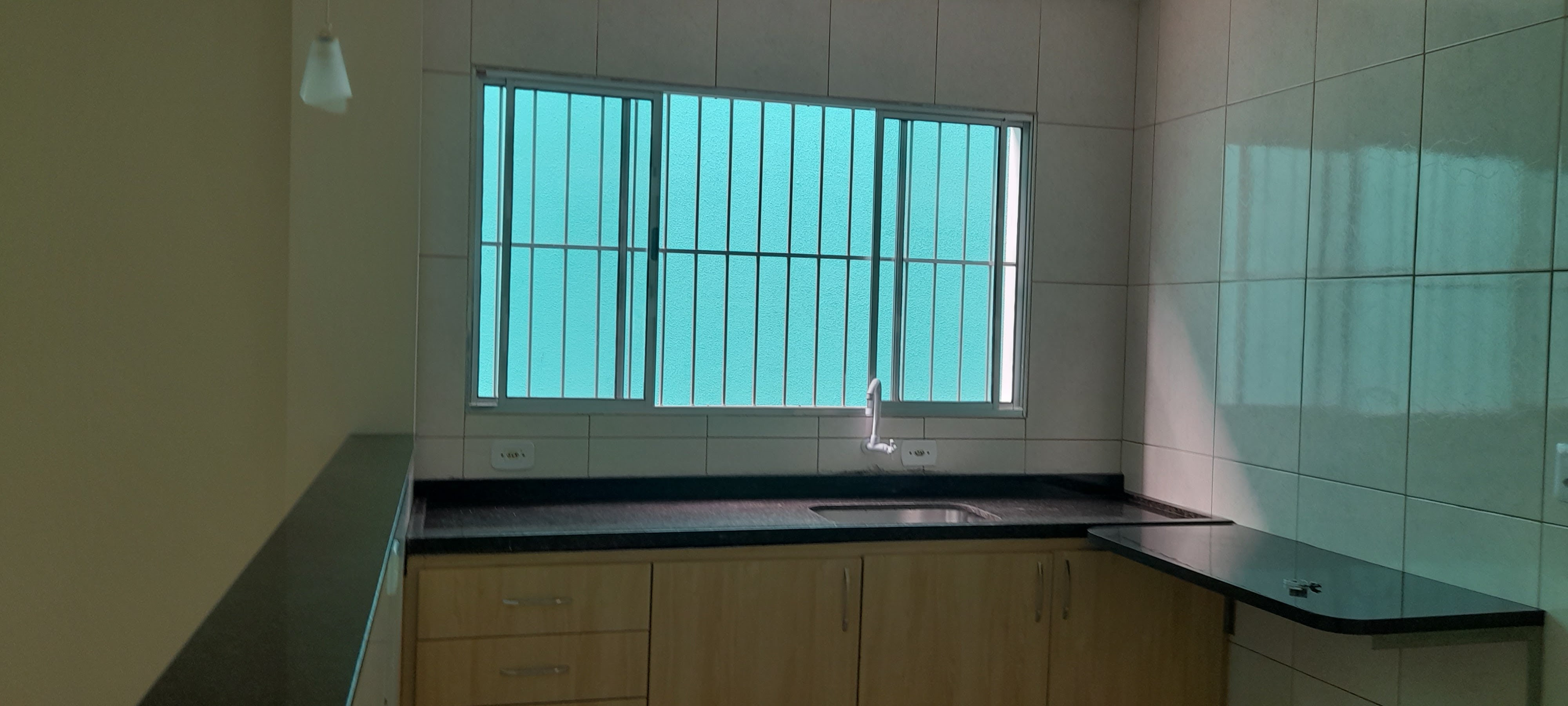 Imagem Casa com 4 Quartos para Alugar, 200 m²em Jardim Figueira Grande - São Paulo