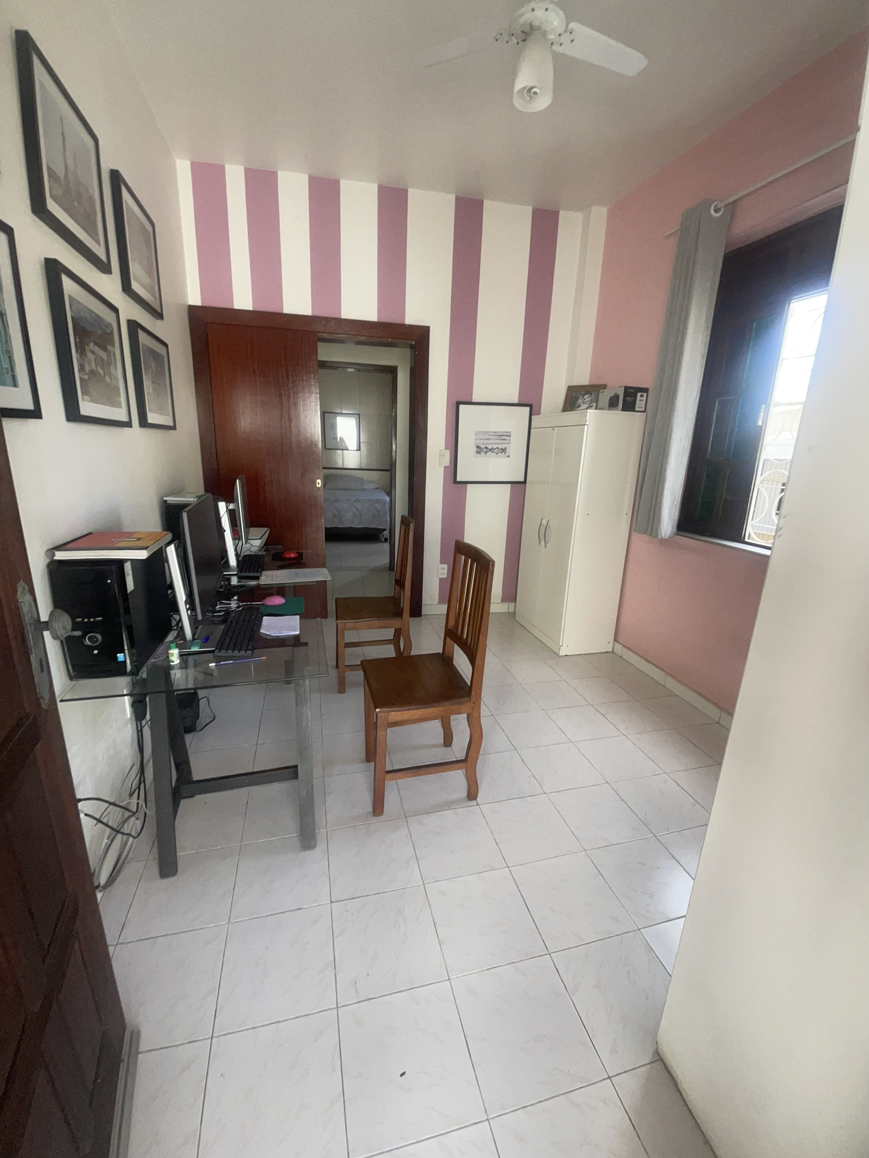 Imagem Casa com 4 Quartos à Venda, 180 m²em Brotas - Salvador