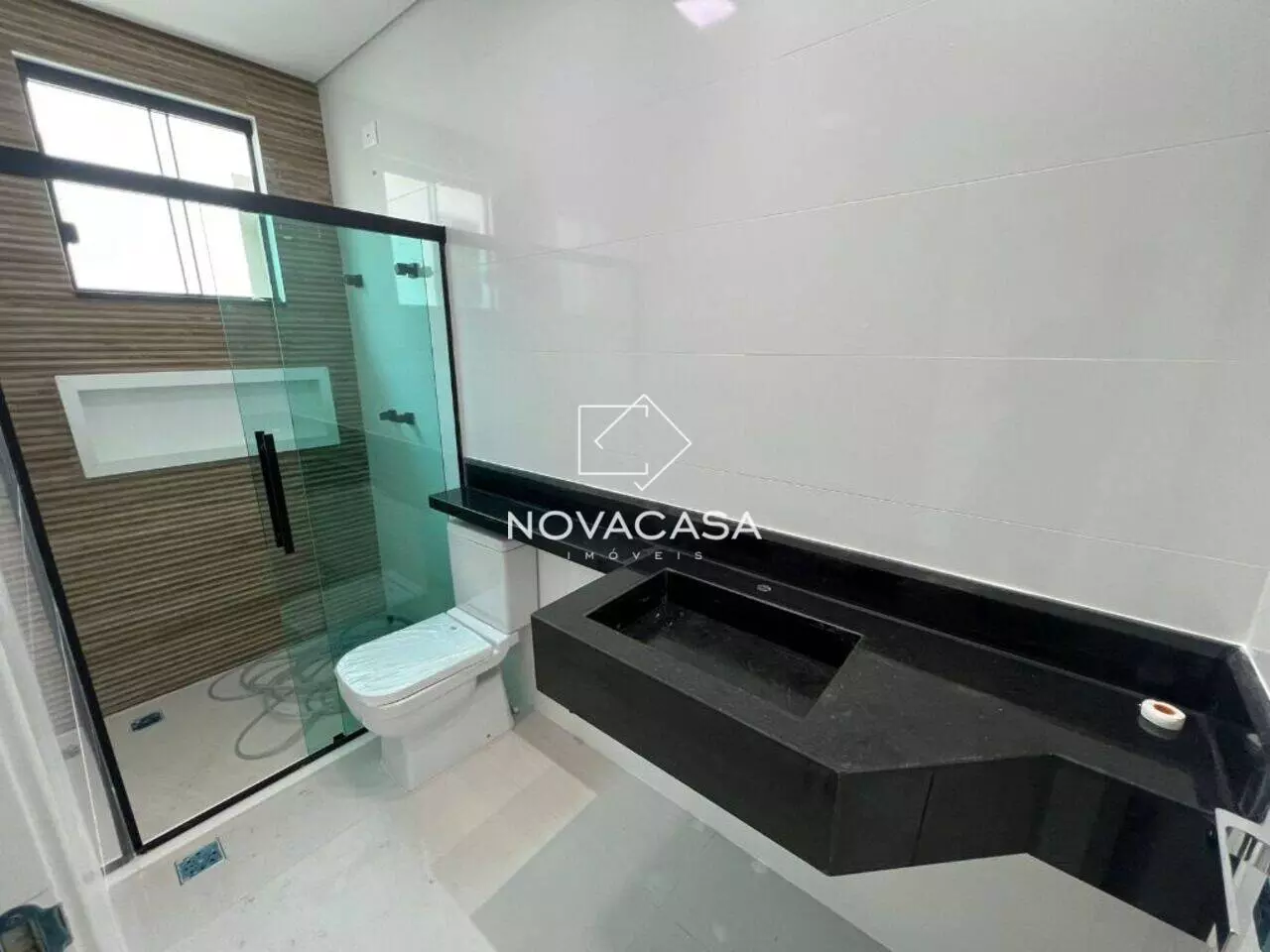 Foto do imóvel: Casa com 4 Quartos à Venda, 150 m² em Planalto - Belo Horizonte