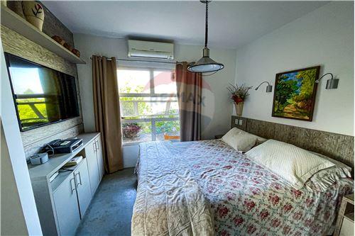 Imagem Casa de Condomínio com 3 Quartos à Venda, 293 m²em Centro - Jambeiro