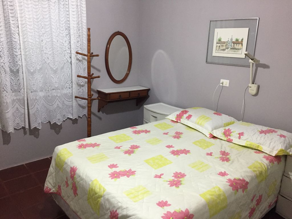 Imagem Casa com 3 Quartos para Temporada, 200 m²em Barra do Ribeira - Iguape