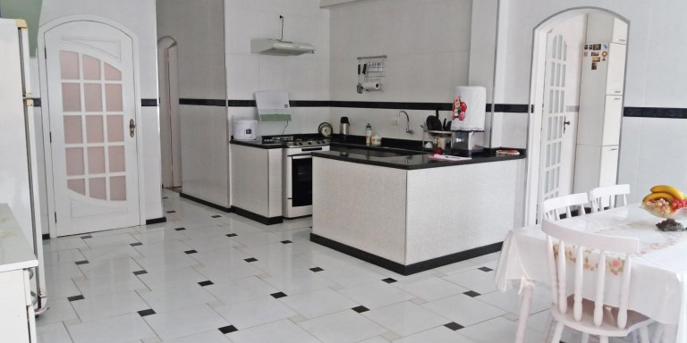 Imagem Casa com 3 Quartos à Venda, 312 m² em Pqe Santa Teresa - Santa Isabel