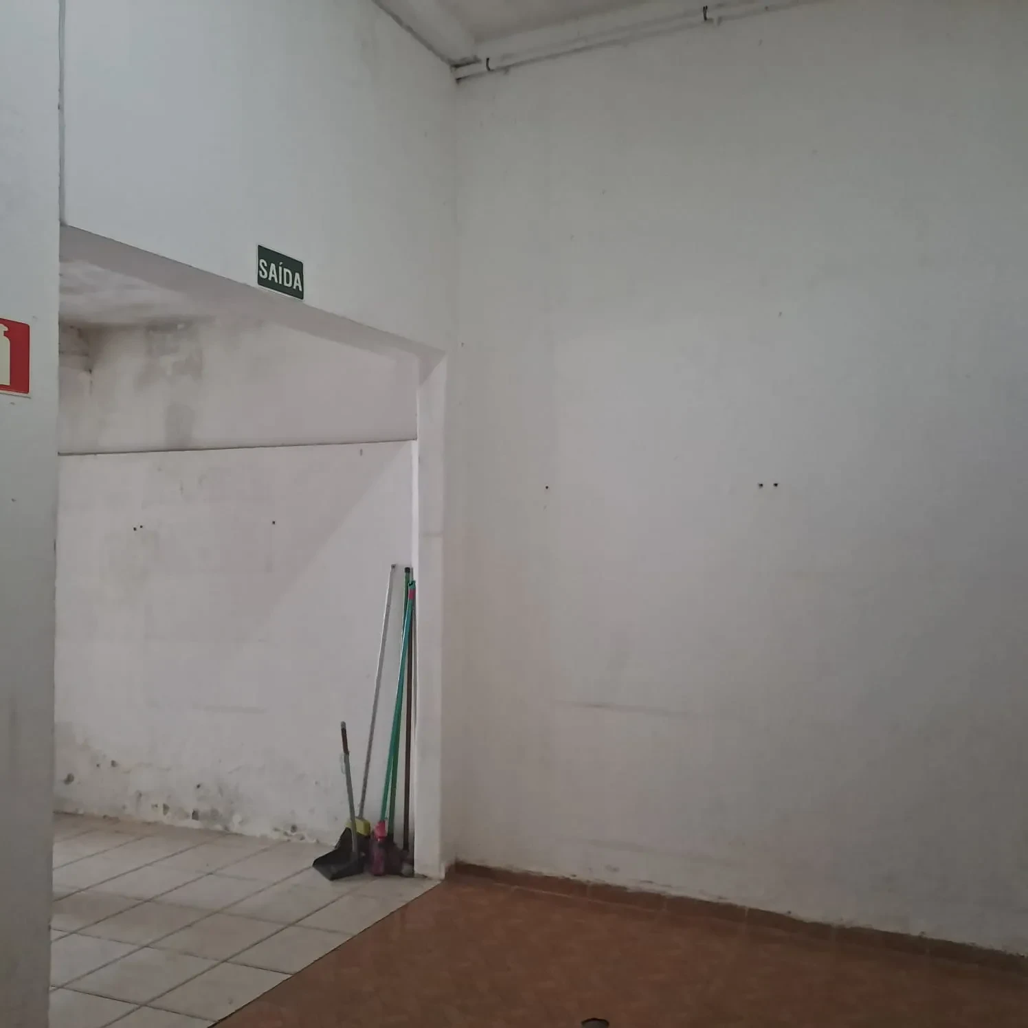 Foto do imóvel: Galpão para Alugar, 250 m² em Vila Mathias - Santos