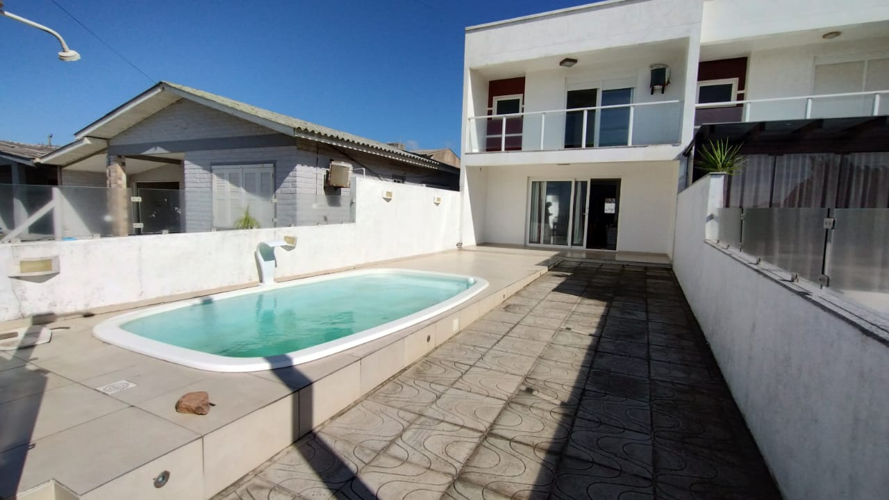 Imagem Sobrado com 3 Quartos à Venda, 126 m² em Jardim do Éden - Tramandaí