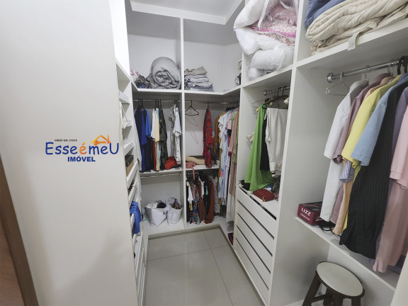 Imagem Casa de Condomínio com 5 Quartos à Venda, 354 m² em Jardins Madri - Goiânia