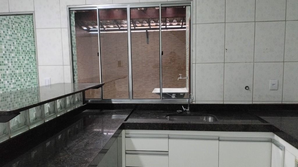 Imagem Casa com 2 Quartos à Venda, 96 m² em Tony (Justinópolis) - Ribeirão das Neves