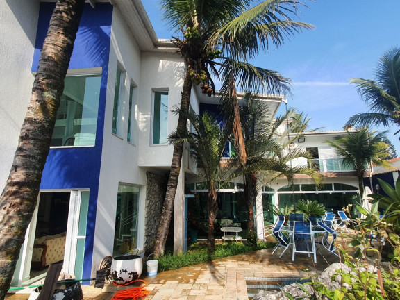 Sobrado com 6 Quartos à Venda, 650 m² em Cibratel - Itanhaém