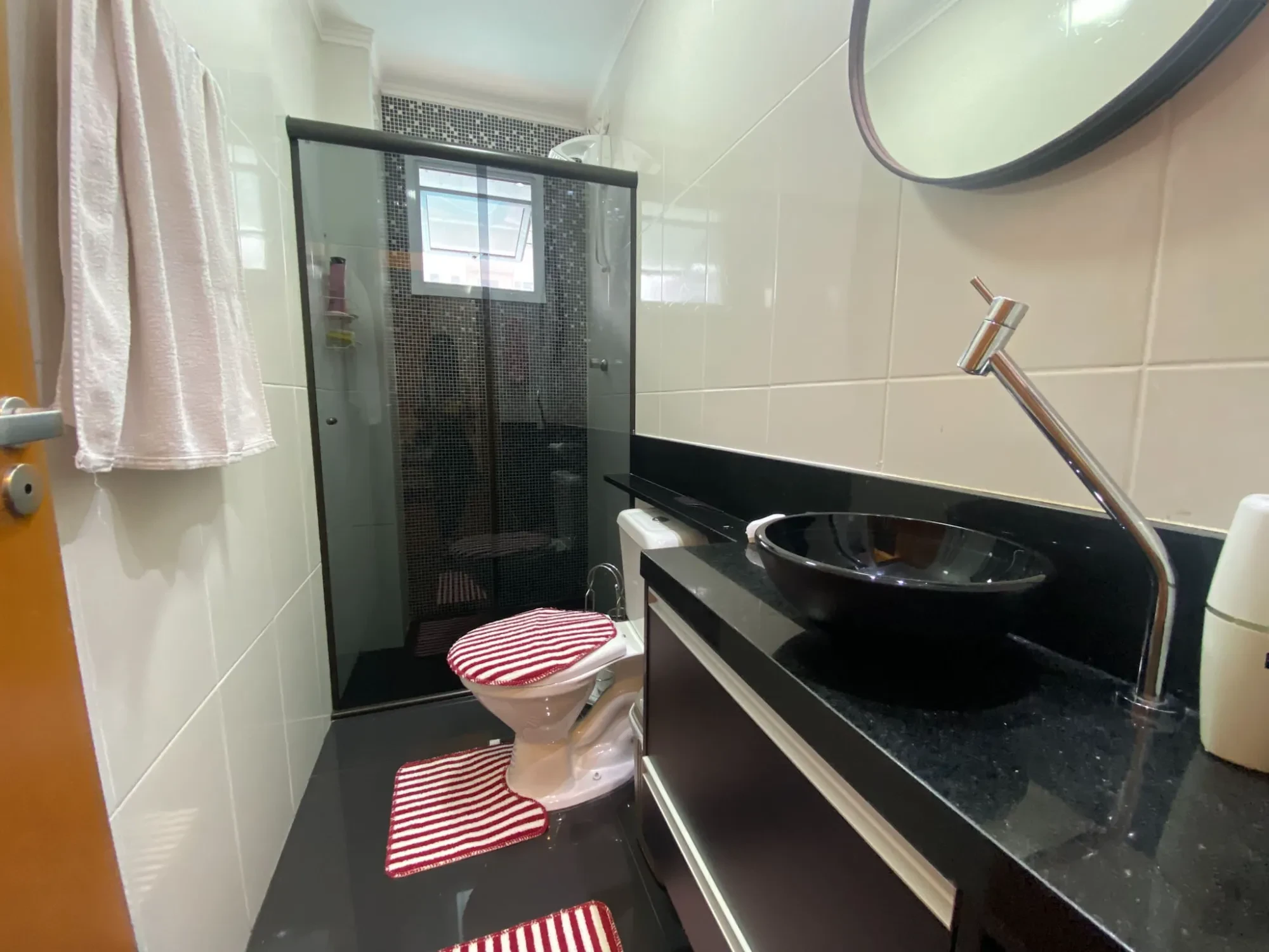 Imagem Apartamento com 2 Quartos à Venda, 90 m² em Ocian - Praia Grande