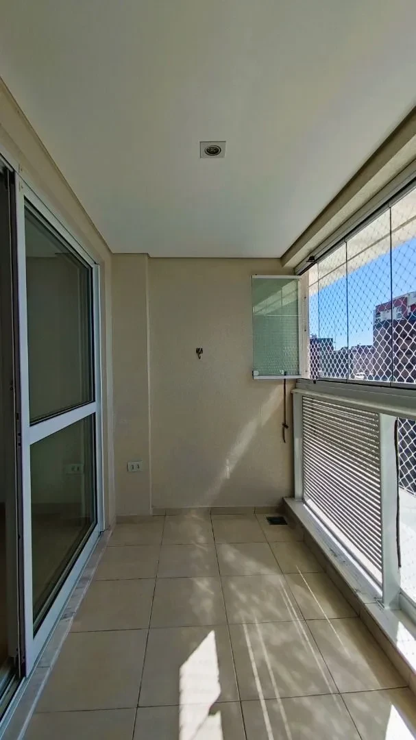 Imagem Apartamento com 2 Quartos à Venda, 77 m² em Água Verde - Curitiba