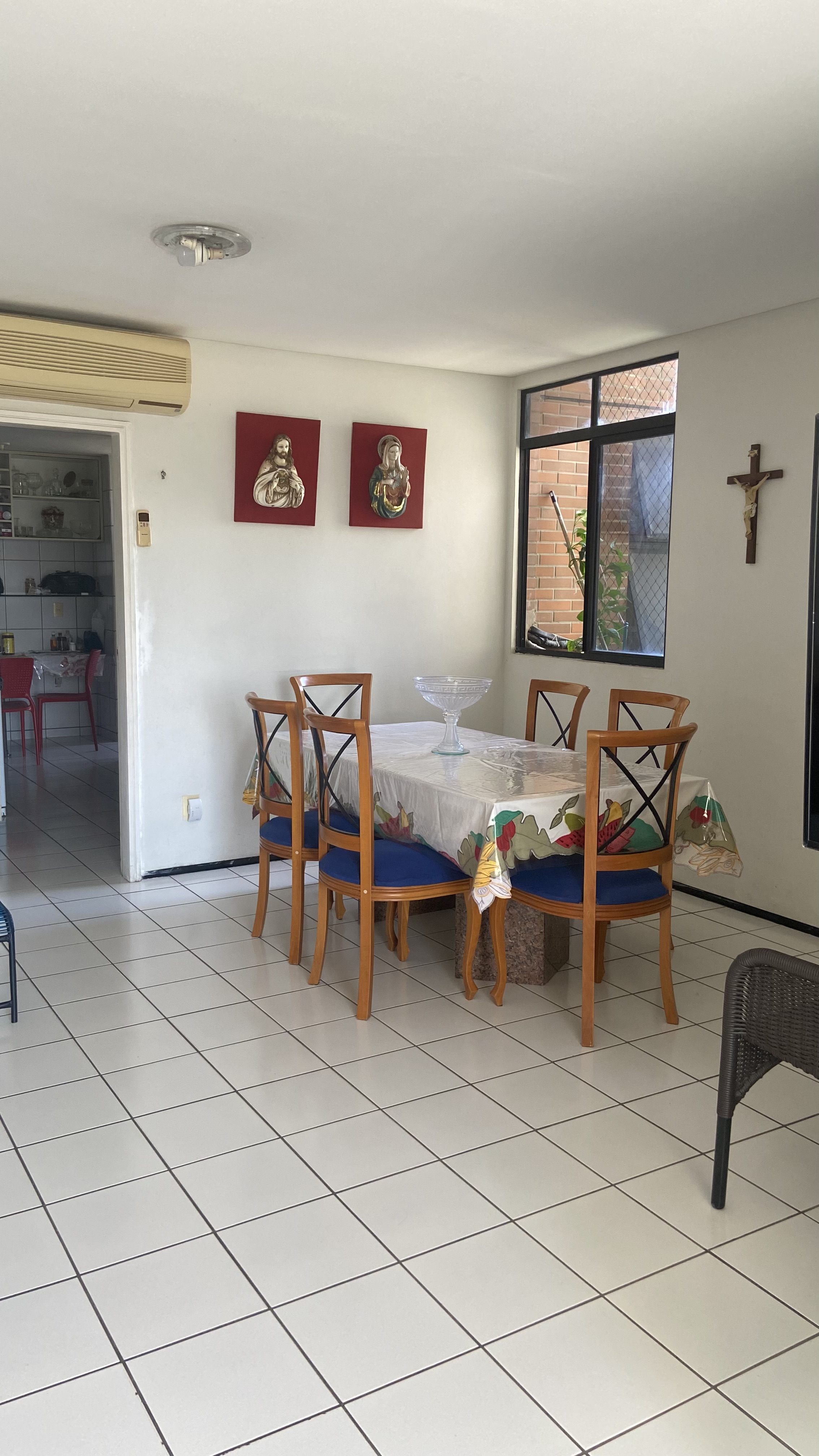 Imagem Apartamento com 3 Quartos à Venda, 130 m²em Jóquei - Teresina