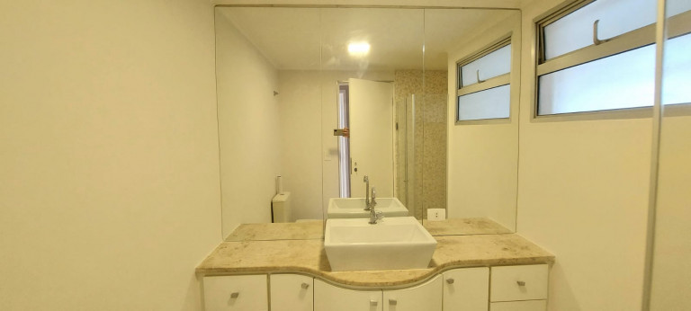 Imagem Apartamento com 3 Quartos à Venda, 76 m² em Campo Belo - São Paulo